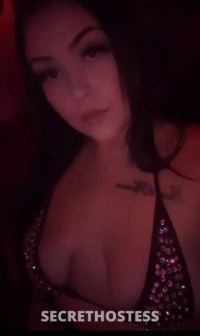 20 year old Italian Escort in San Fernando Valley CA Sexy Italian Snowbunny ready for fun ... Available 24/7 