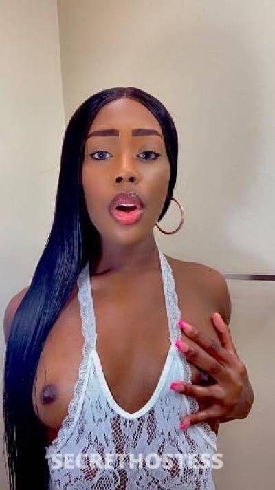 19 year old American Escort in Bakersfield CA F*ck me while you can baby