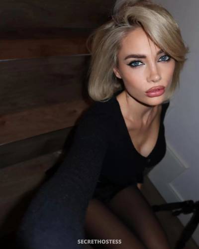 31 Year Old Escort Berlin Blonde - Image 1