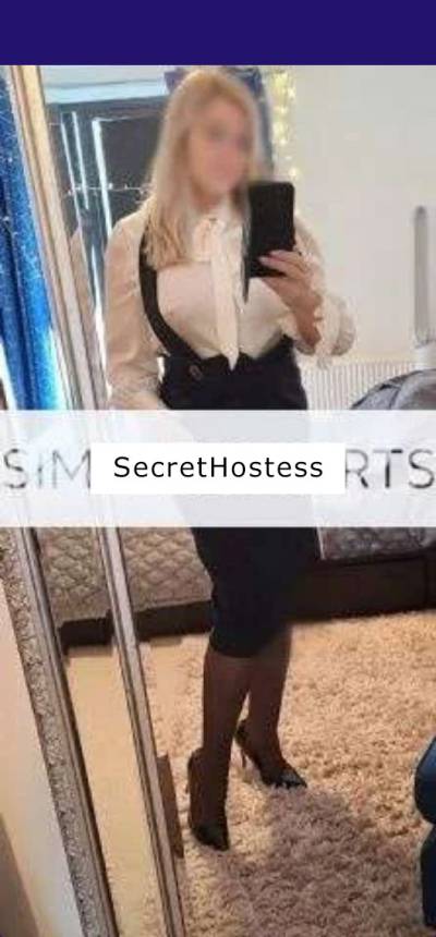 ALICEIN_x_WONDERLAND 42Yrs Old Escort Stevenage Image - 7