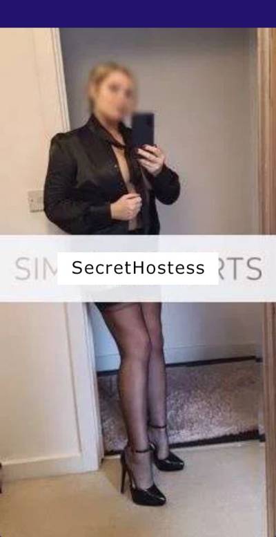 ALICEIN_x_WONDERLAND 42Yrs Old Escort Stevenage Image - 8