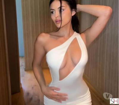 22 year old Italian Escort in Sittingbourne Kent HIGH CLASS ESCORT ❤️OUTCALL, Independent