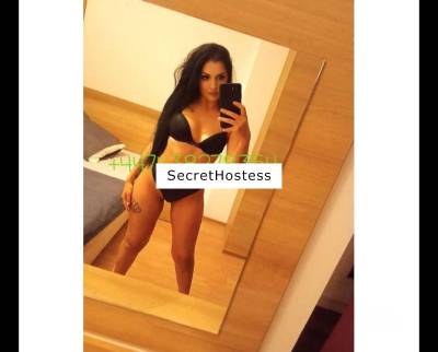 Antonia is offering outcall services in all areas and has a  in Burton-on-Trent