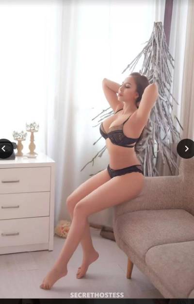 23 Year Old Colombian Escort Doha Blonde - Image 3