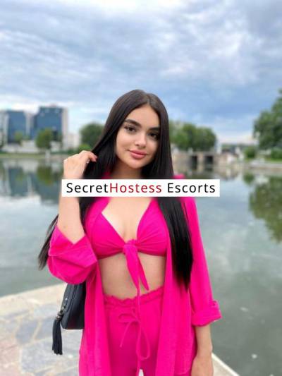 20Yrs Old Escort 65KG 175CM Tall Dubai Image - 4