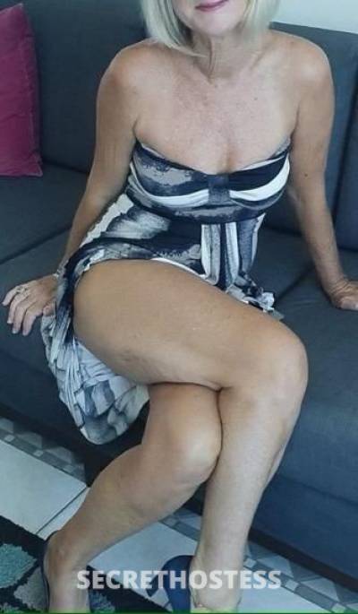 Come See a REAL WOMAN in Perth