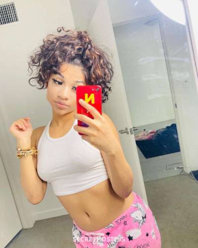 25 year old Escort in Oklahoma City OK Hookup, ****, Sells and Weed