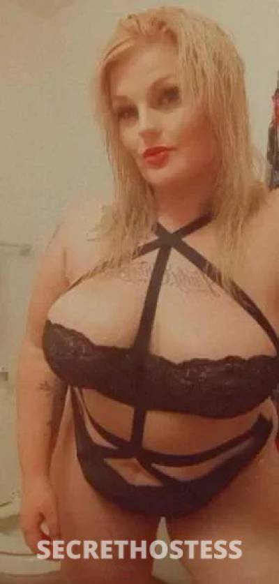 29 year old Escort in North Bay CA xxxx-xxx-xxx SEXY BLONDE BLUE EYED BEAUTY