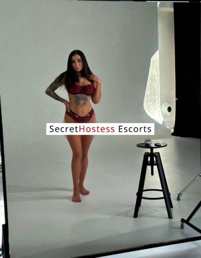 20 year old Russian Escort in Dubai Lucy