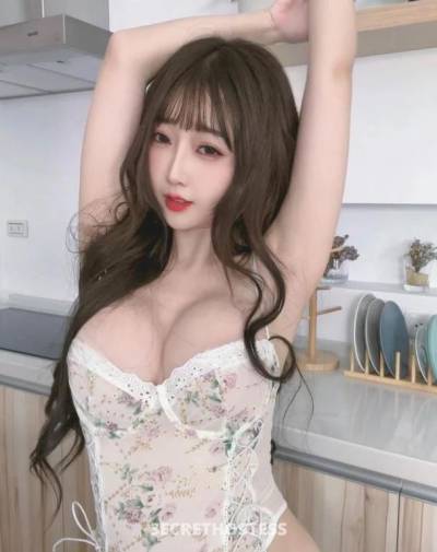 21 year old Asian Escort in Macgregor Brisbane Sexy Asian girl 21 years old, enjoy tight and hot pussy