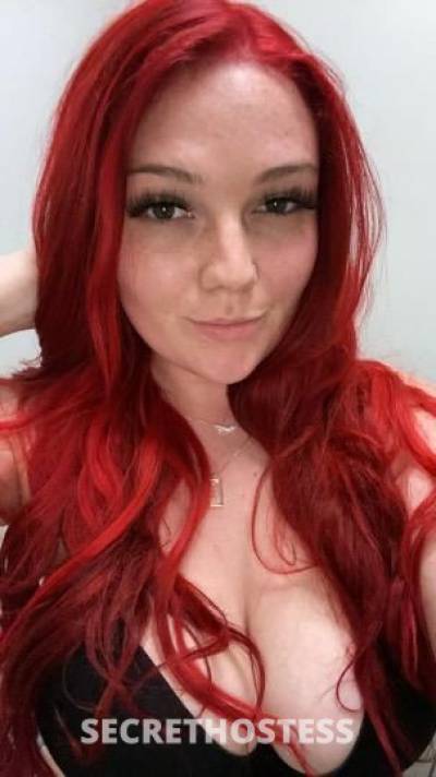 Beautiful redhead Queen in Phoenix AZ