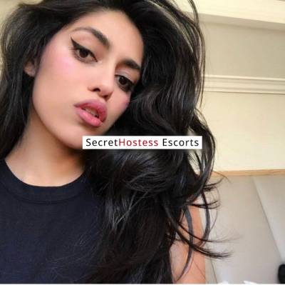 22 year old German Escort in Frankfurt am Main Leni