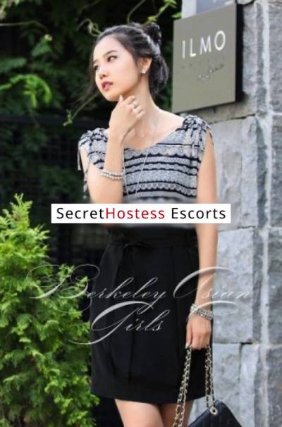 27 year old Korean Escort in London Dana