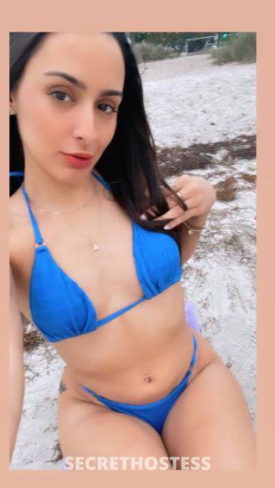 Chica latina natural, 100% real la misma de las fotos in Miami FL