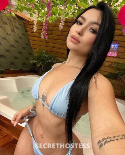 28 year old Italian Escort in El Paso TX Upscale TEXAS cutie with a big ol’ booty