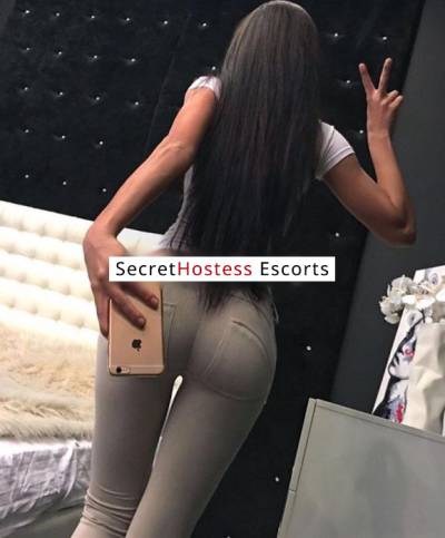 28 year old Ukrainian Escort in Istanbul Chloe