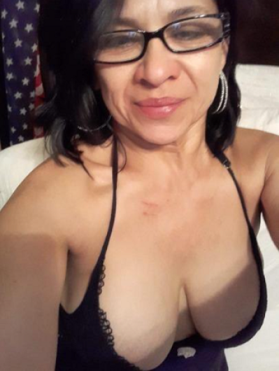 56Yrs Old Escort 53KG 5CM Tall Addison IL Image - 2