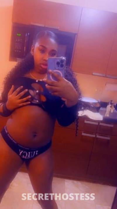 25 year old Escort in Tri-Cities WA yummy sexy chocolate . super tight &amp; wet .available 