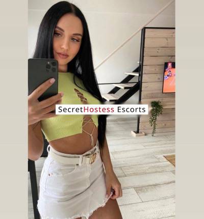 19 year old Chinese Escort in Istanbul Dina