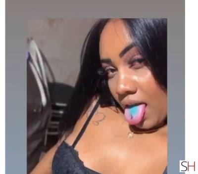 23 year old Black Escort in Sao Joao D`Alianca Goias Morena disponível vem se delicia