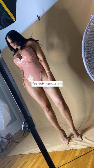 30 year old Colombian Escort in London Doll Yenni Sexy Latina - YENNI SEXY LATINA