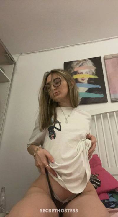 27 year old Escort in New York City NY HELLO I'M NEW HERExxxx-xxx-xxx.I’m A Sweet Girl..,I