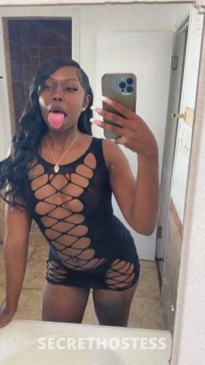 25 year old Escort in Bakersfield CA CuM. Play ... with the Sexy slim treat..‼.✨ ‼HoT.Ebony