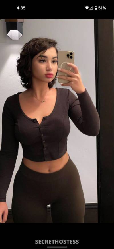 27 year old Escort in Iowa City IA I’m available all day and night for incall and outcall... 