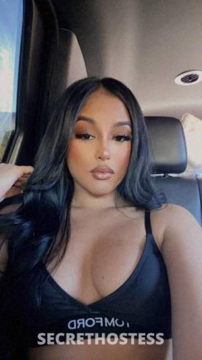 21 year old Asian Escort in Nashville TN Petite Foreign Babe