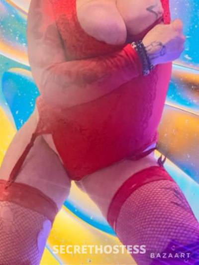 36 year old Escort in San Mateo CA OUTCALLS ONLY.Queen of the Land. Come kiss my hand.OUTCALLS 