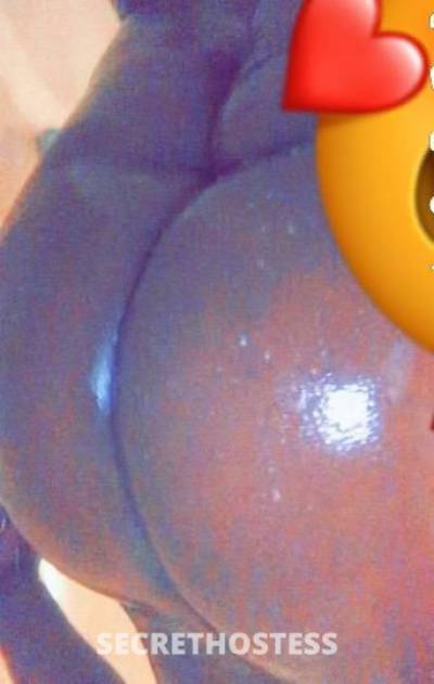 22 year old Escort in Fresno CA Suck your dick saturday .come see about my friday special