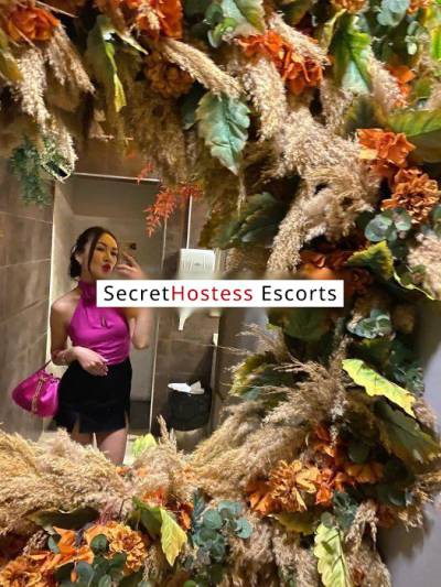 22 year old Asian Escort in Istanbul Ece