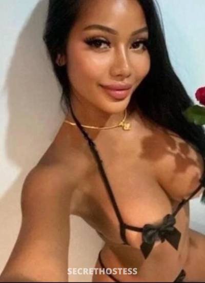 Thai babe has a nice pussy! Your ROD will melt in Albury