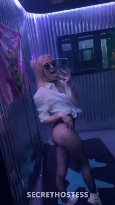 26 year old Escort in Santa Cruz CA xxxx-xxx-xxx I'm available 24/7 . for incall and 