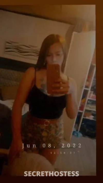 26 year old Escort in Palm Springs CA xxxx-xxx-xxx I'm available for both incall and outcall 