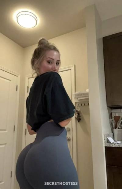 26 year old Escort in San Fernando Valley CA xxxx-xxx-xxx I’m available all day and night for incall or