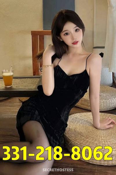 24 Year Old Chinese Escort Chicago IL - Image 1