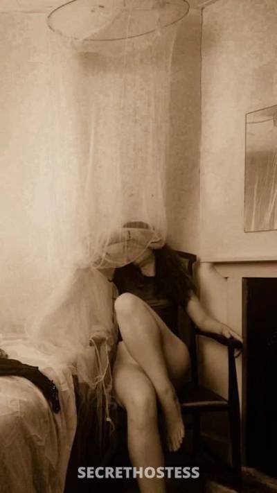 34 year old Escort in Bar Beach Newcastle Available now, full service, newy cbd