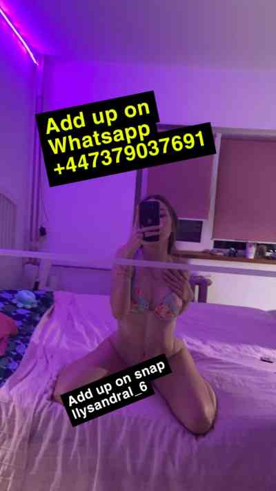 Am available for hookup in Bicester