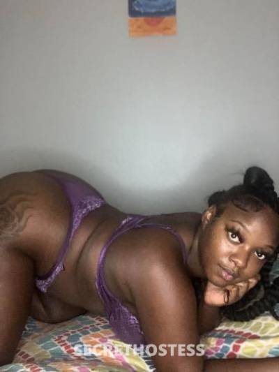 22 year old Escort in College Station TX Fat booty .Chocolate . Freak