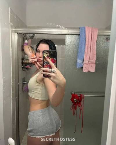 22 year old Escort in El Paso TX xxxx-xxx-xxx Hi text me, let's pretend it's a 