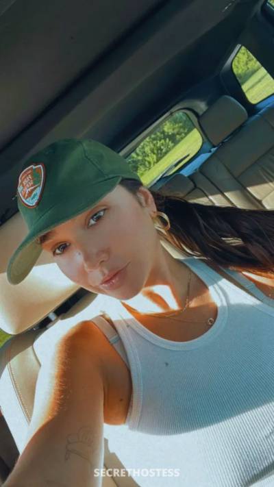 26 year old Escort in Monterey CA xxxx-xxx-xxx Always available for sex both incall and 
