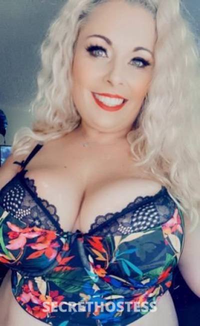 AVAILABLE NOW!! Busty Blonde Goddess Let's have some fun in Tacoma WA