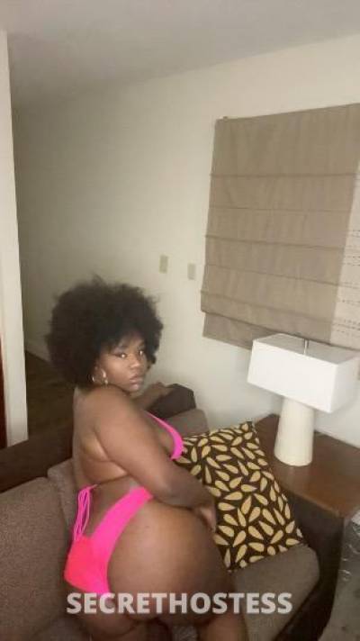 .Cum and play with your favorite AfroAsian today in Washington DC
