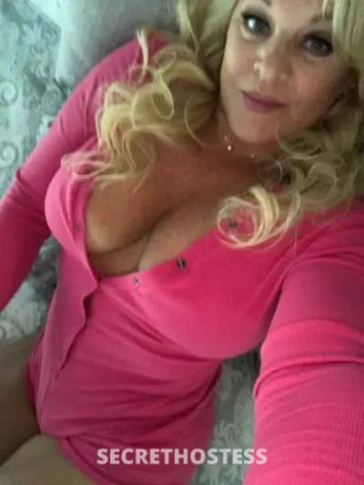  Snap: mirna_beneg2019 55Yrs Old Escort Mid Cities TX Image - 4