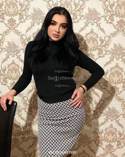 19 Year Old European Escort Dubai - Image 3