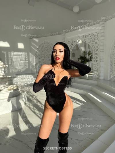 20 Year Old European Escort Dubai Brunette - Image 6