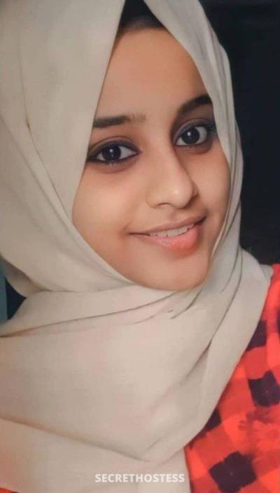 22Yrs Old Escort 175CM Tall Muscat Image - 3