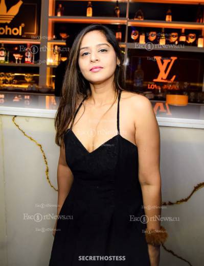 23 Year Old Indian Escort Dubai - Image 1