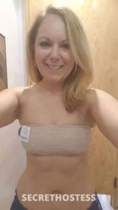 xxxx-xxx-xxx .. 42 years older Mom Qucklly Need a sex patnar in Texarkana TX